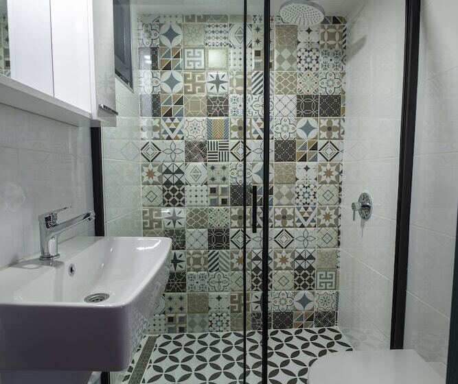 هتل Solo Boutique