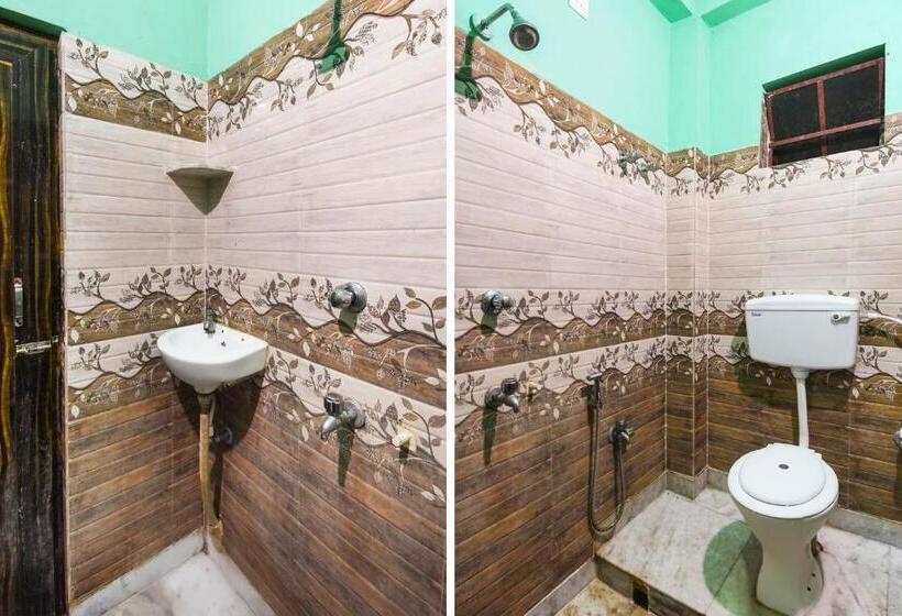 ホテル Spot On 67721 Maa Rakhakali Bhawan