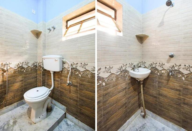 ホテル Spot On 67721 Maa Rakhakali Bhawan