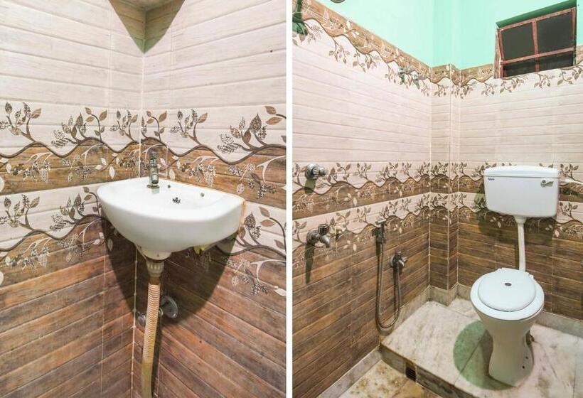 ホテル Spot On 67721 Maa Rakhakali Bhawan