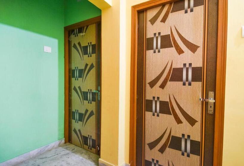 ホテル Spot On 67721 Maa Rakhakali Bhawan