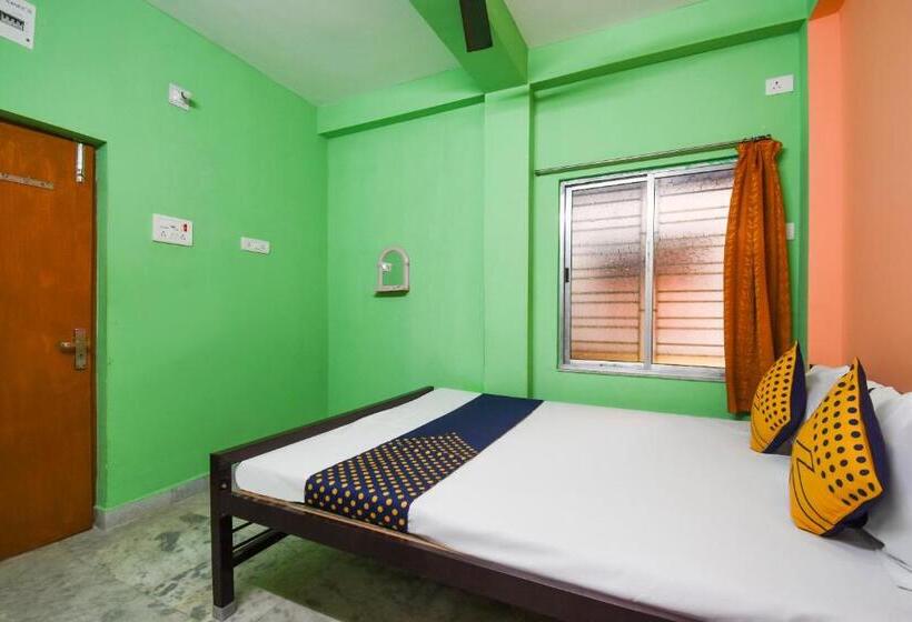 ホテル Spot On 67721 Maa Rakhakali Bhawan