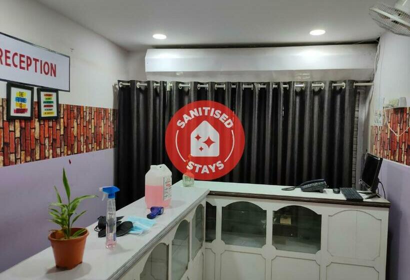 בית מלון כפרי Spot On 82099  Baba