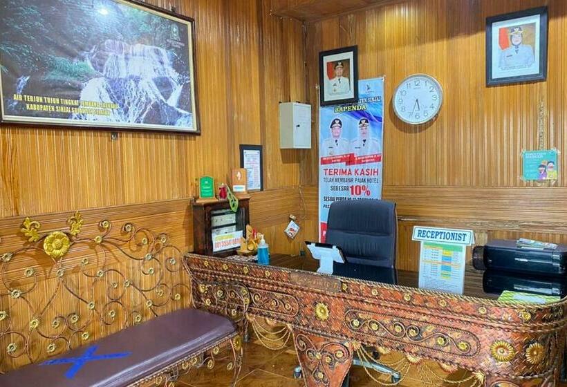 בית מלון כפרי Srikandi Sinjai Syariah Redpartner