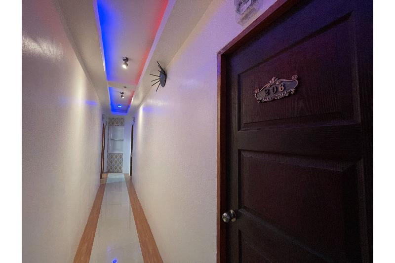 Отель Vaccinated Staff  Oyo 685 K Fortune Apartelle