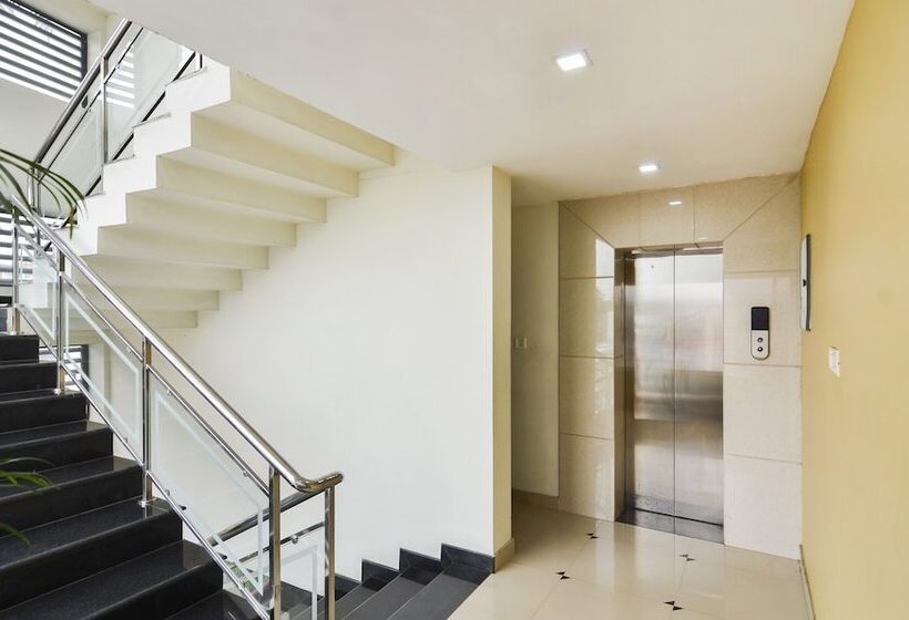 Itsy Hotels Platinum Inn