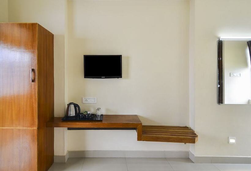 Itsy Hotels Platinum Inn