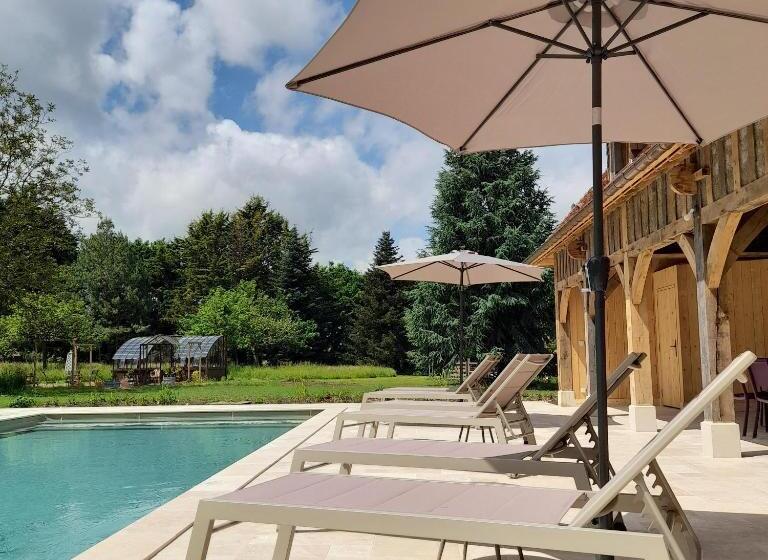 膳宿费 Chateau De Hiéville