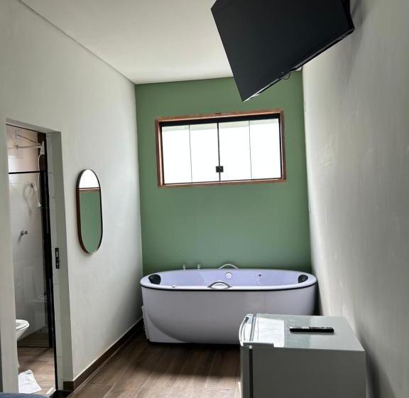 膳宿费 Chão Mineiro