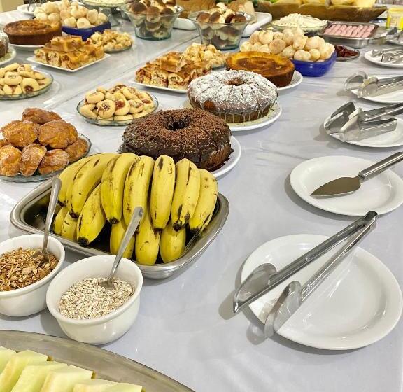 膳宿费 Chão Mineiro