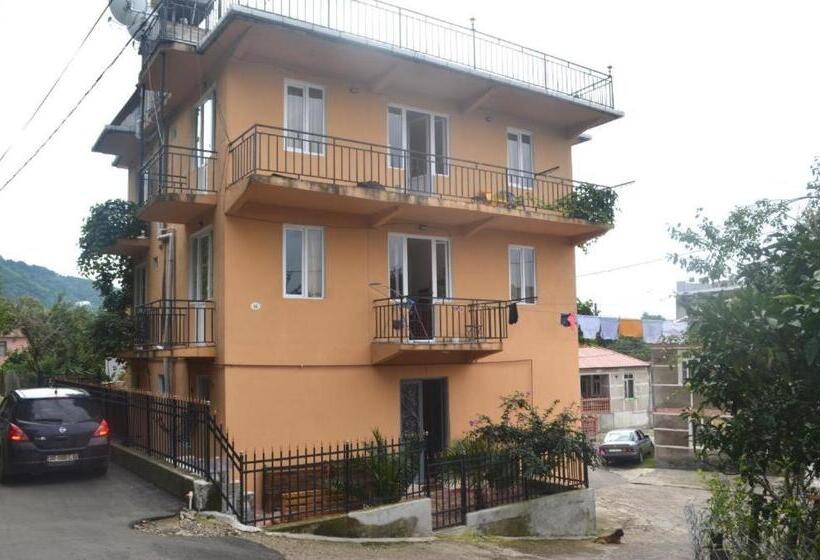 پانسیون Guest House Polaris