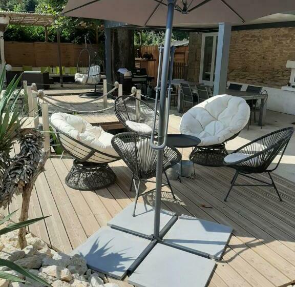 Пансион Les Chambres D Hôtes De La Croix Bleue