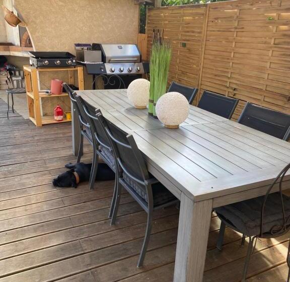 Пансион Les Chambres D Hôtes De La Croix Bleue