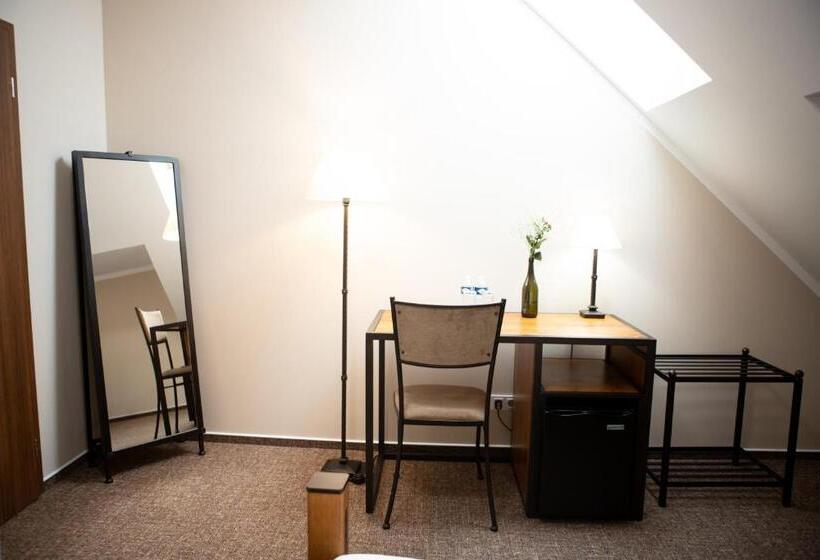 ペンション Penzion Dašické Sklepy