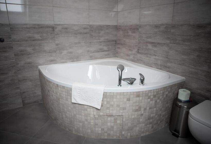 ペンション Penzion Dašické Sklepy