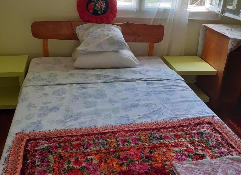 بنسيون Room In Guest Room   Healthy Retreat Holiday In Mountain