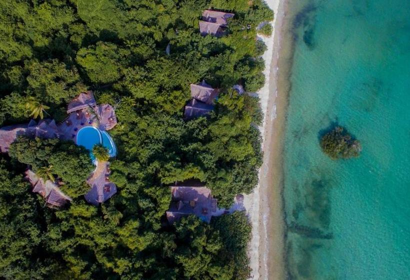 リゾートホテル Fundu Lagoon