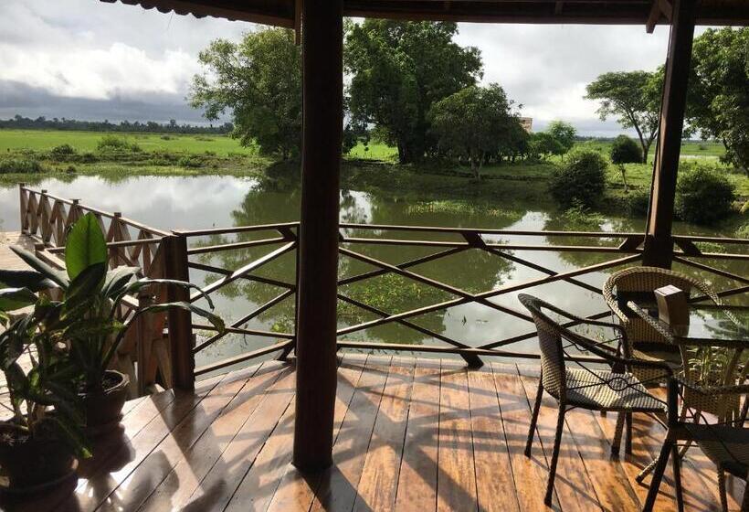 منتجع Kingfisher Ecolodge