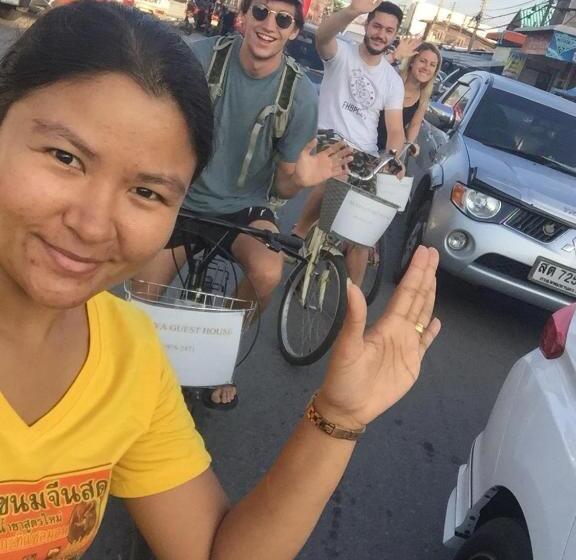 הוסטל Benya Guest House