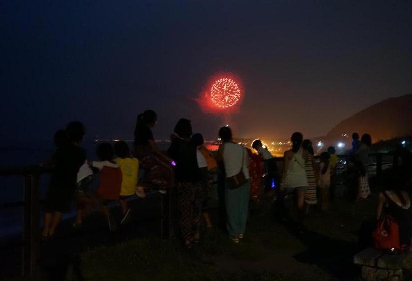 فندق صغير The Bath & Bed Hayama