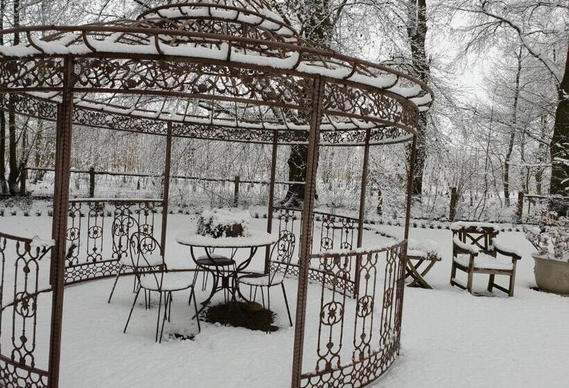 Bed and Breakfast Le Chateau De Fresnoy En Gohelle