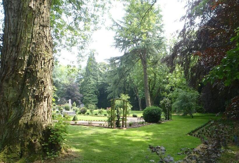 Bed and Breakfast Le Chateau De Fresnoy En Gohelle