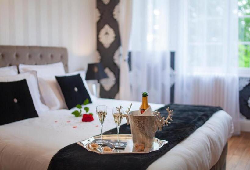 Bed and Breakfast Le Chateau De Fresnoy En Gohelle