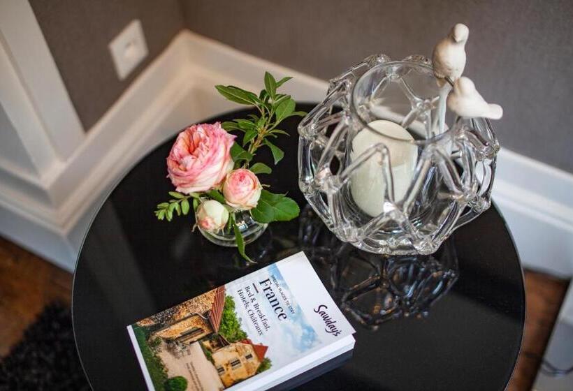 Bed and Breakfast Le Chateau De Fresnoy En Gohelle