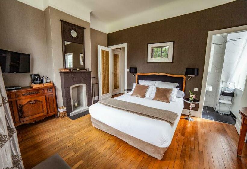 Bed and Breakfast Le Chateau De Fresnoy En Gohelle