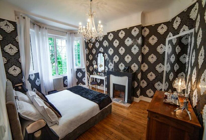 Bed and Breakfast Le Chateau De Fresnoy En Gohelle