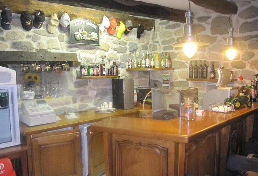 ベッドアンドブレックファースト Le Clos De Banes