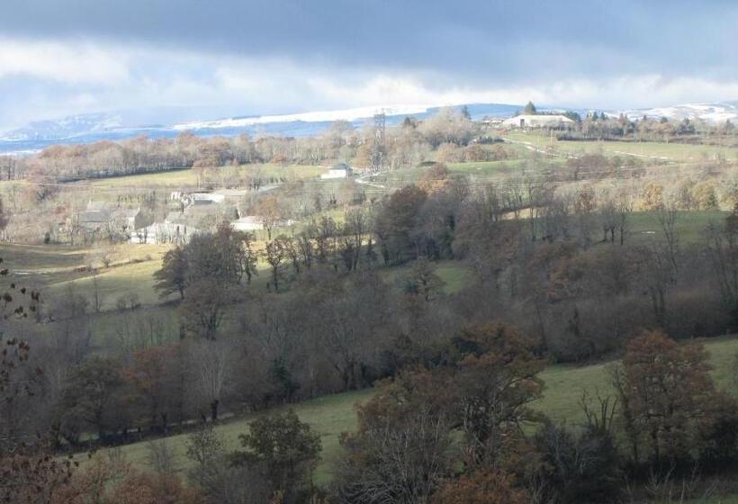 ベッドアンドブレックファースト Le Clos De Banes