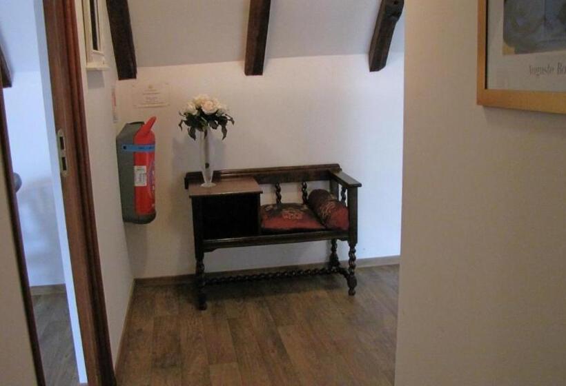 مبيت وإفطار Le Clos De Banes