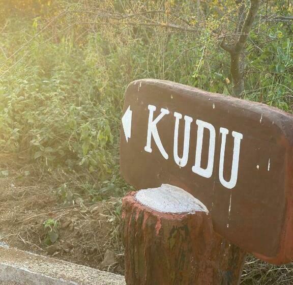 مبيت وإفطار Mabata Makali Luxury Tented Camp