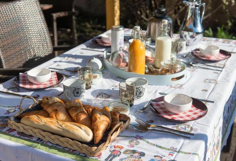 مبيت وإفطار Maison D'hôtes Aux Deux Cigognes