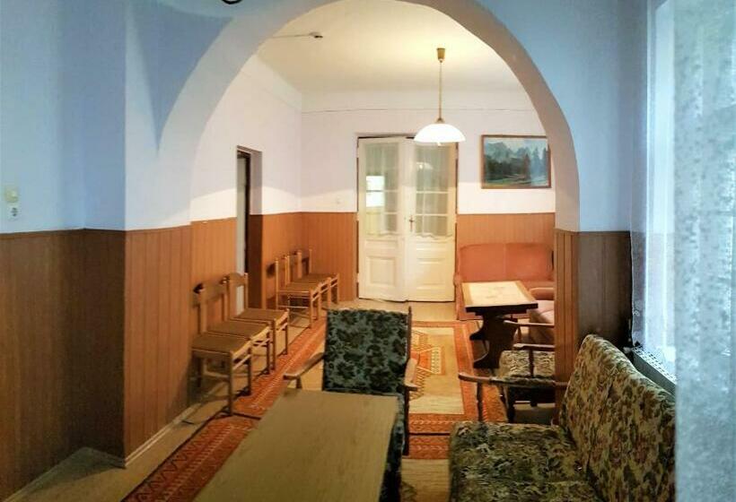 مبيت وإفطار Muskátli üdülőház
