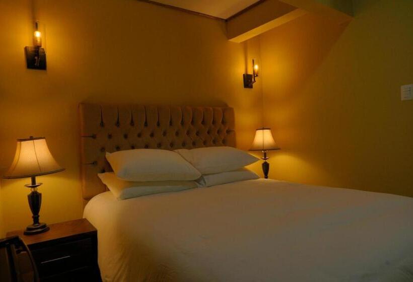 مبيت وإفطار Poza Blanca Lodge