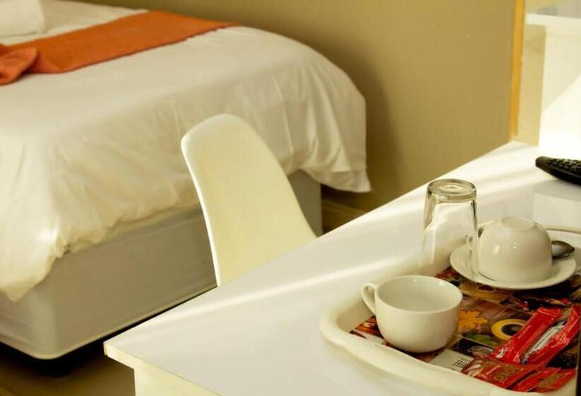 צימר Vakhusi Guesthouse