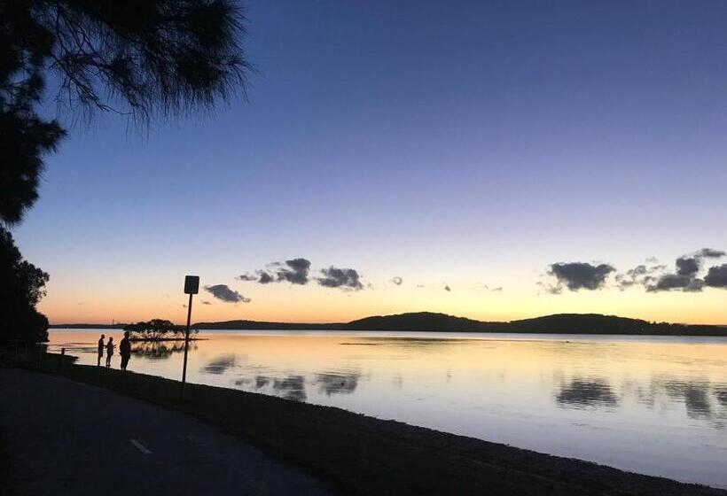 Churchill S B&b Twin Spa Getaway Studio