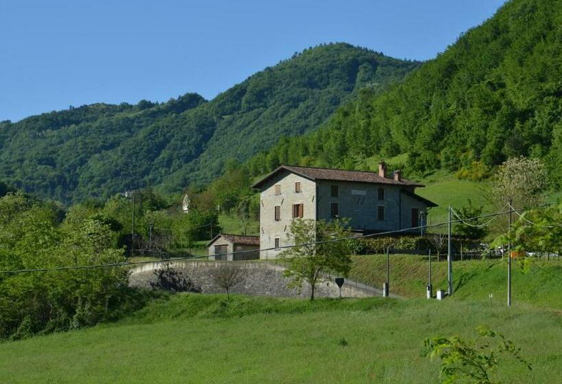 فندق Agriturismo Campo Rosso