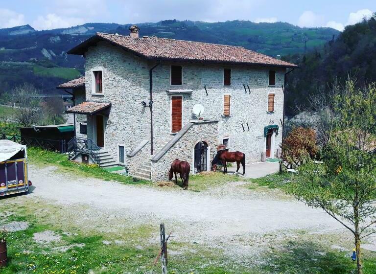 فندق Agriturismo Campo Rosso