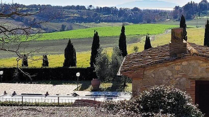 酒店 Agriturismo Il Poggio