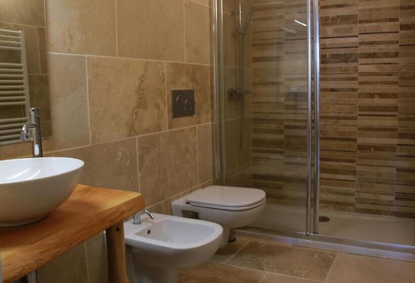 בית מלון כפרי Aurivu