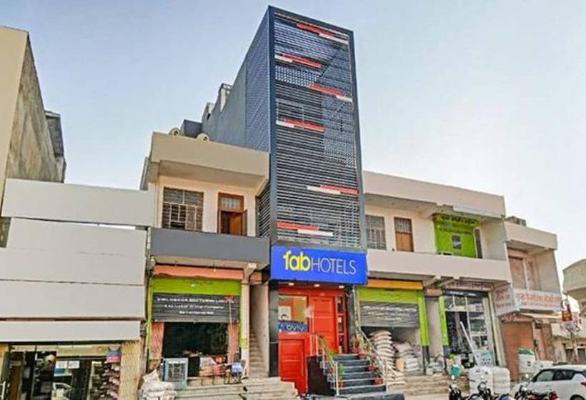 Fabhotel Indian Tulip