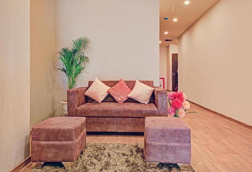 Fabhotel Indian Tulip