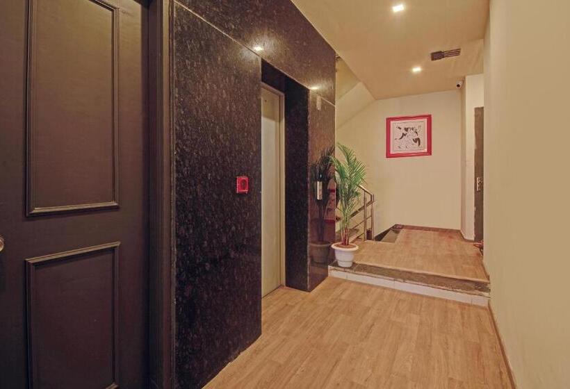 Fabhotel Indian Tulip