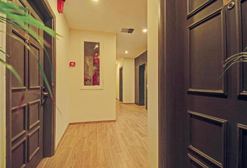 Fabhotel Indian Tulip