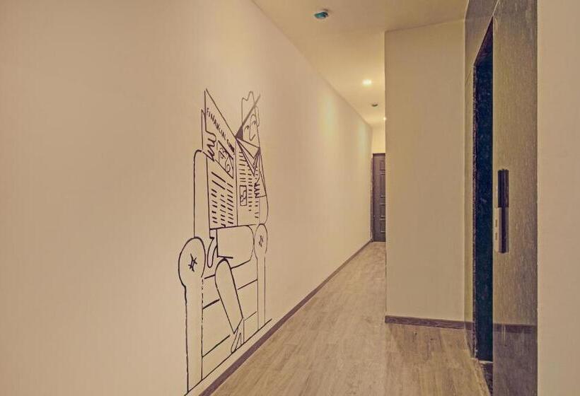 Fabhotel Indian Tulip