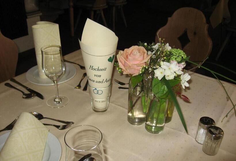 בית מלון כפרי Gasthaus Zur Linde