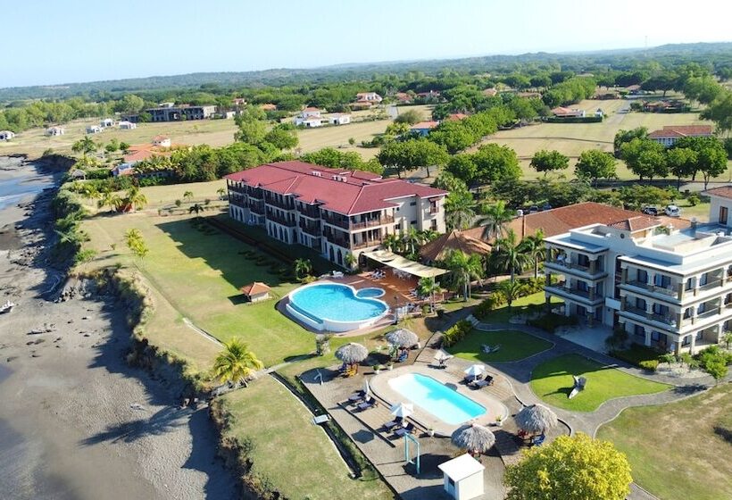 Отель Gran Pacifica Beach Resort & Homes